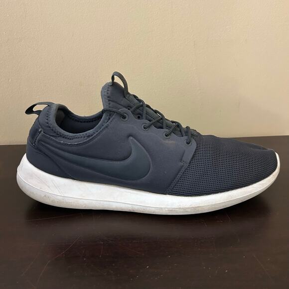Nike Roshe Two Men's Blue Running Shoes - Picture 3 of 7